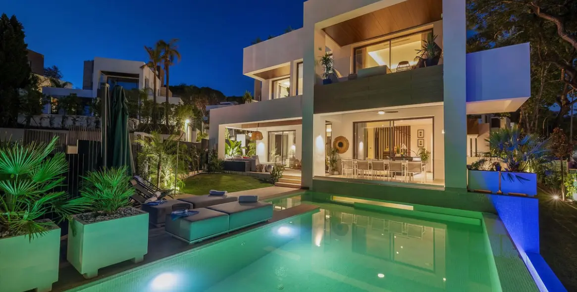 Долгосрочная аренда  отдельно стоящей виллы в Marbella 97