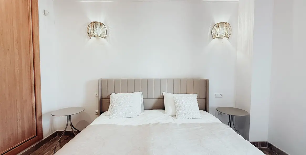 Sale of middle floor apartment in Estepona 29