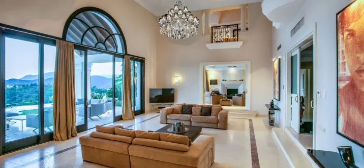 Short-term rent of detached villa in Benahavís 2