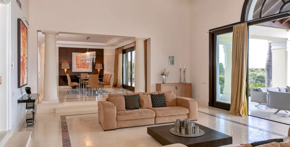 Short-term rent of detached villa in Benahavís 4