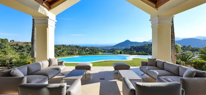 Short-term rent of detached villa in Benahavís 4