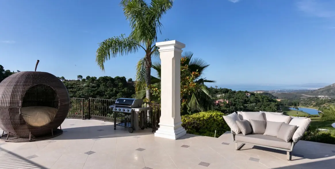 Short-term rent of detached villa in Benahavís 17