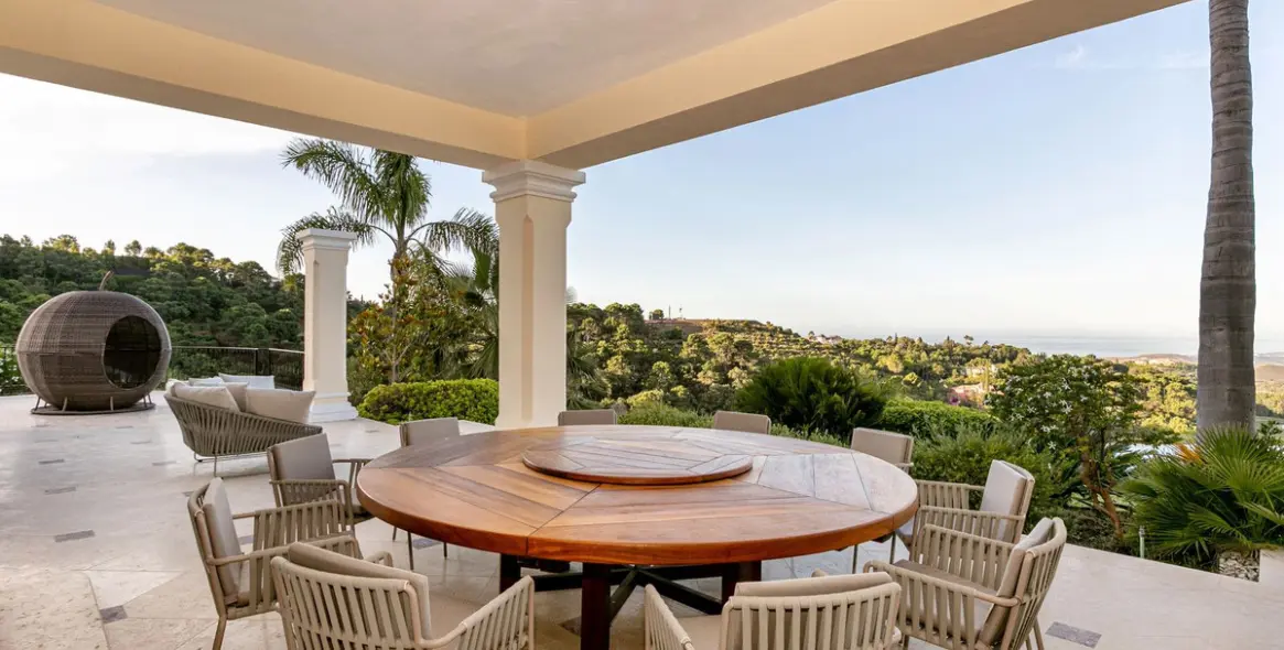 Short-term rent of detached villa in Benahavís 18