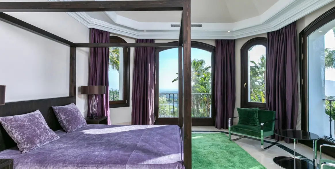 Краткосрочная аренда  отдельно стоящей виллы в Benahavís 23