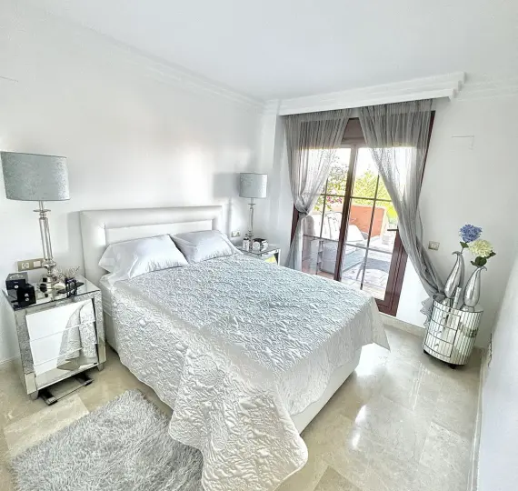 Long-term rent of ground floor apartment in Benahavís