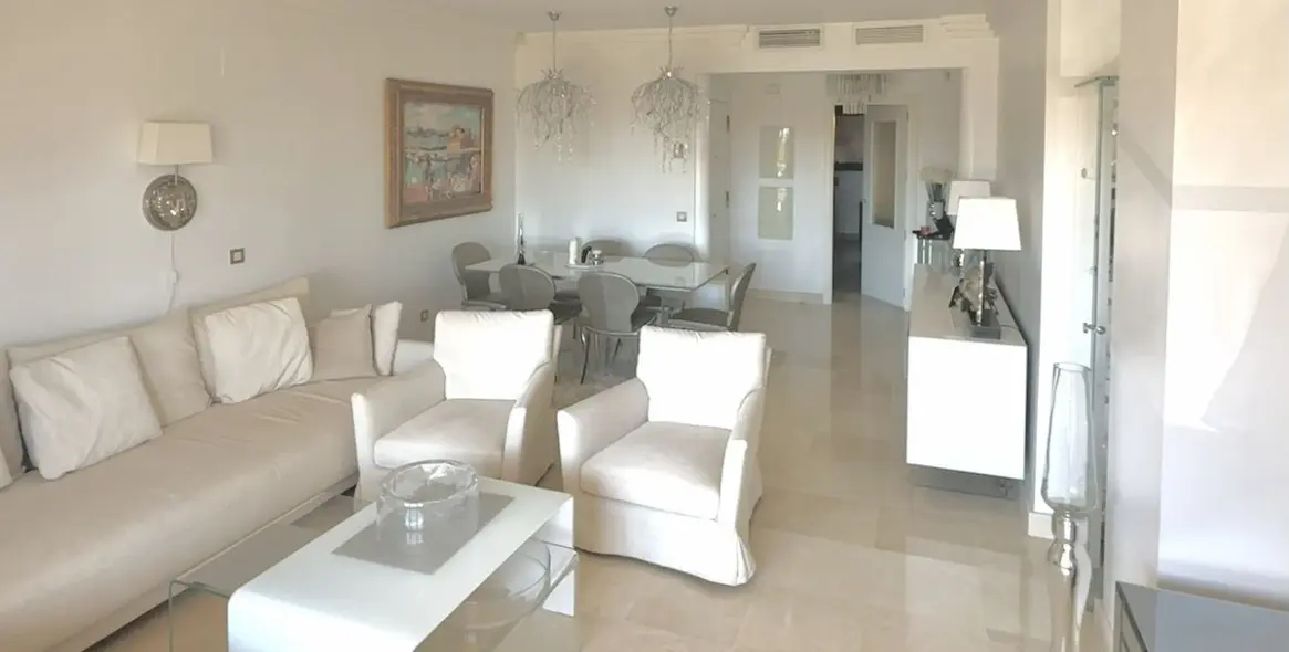 Long-term rent of ground floor apartment in Benahavís 16