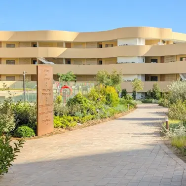 Alquiler a largo plazo de apartamento en planta media en Fuengirola