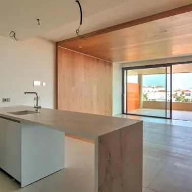 Alquiler a largo plazo de apartamento en planta media en Fuengirola