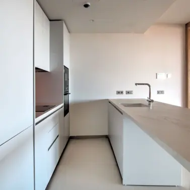 Alquiler a largo plazo de apartamento en planta media en Fuengirola