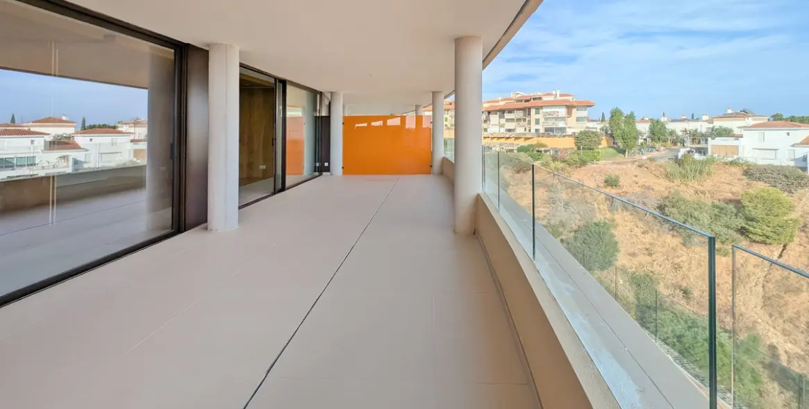 Alquiler a largo plazo de apartamento en planta media en Fuengirola 30
