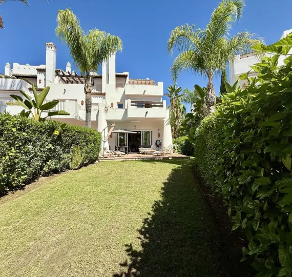 Long-term rent of semi-detached house in Costalita