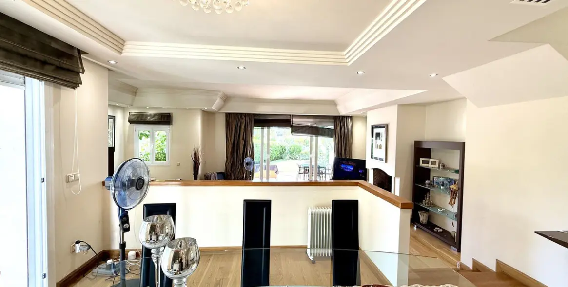 Long-term rent of semi-detached house in Costalita 8