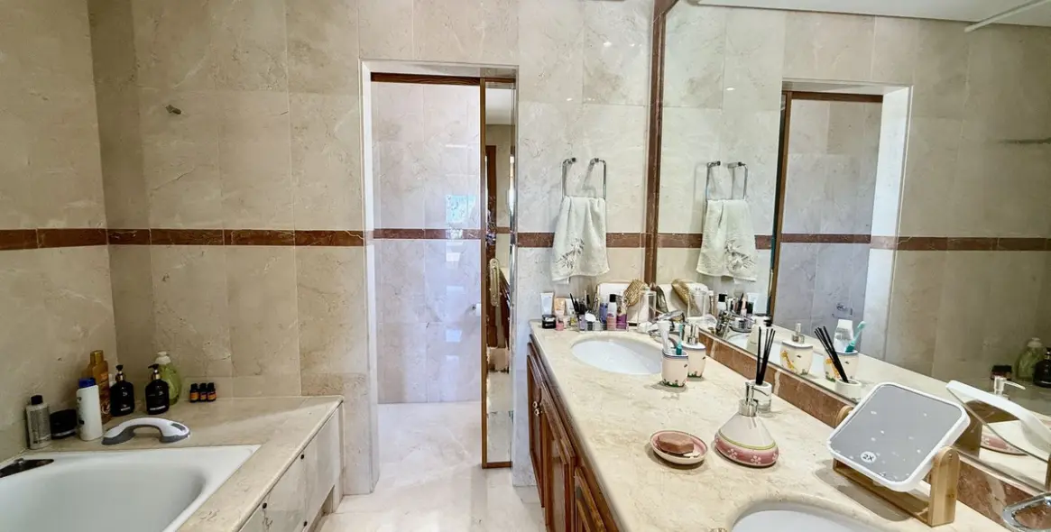 Long-term rent of semi-detached house in Costalita 17