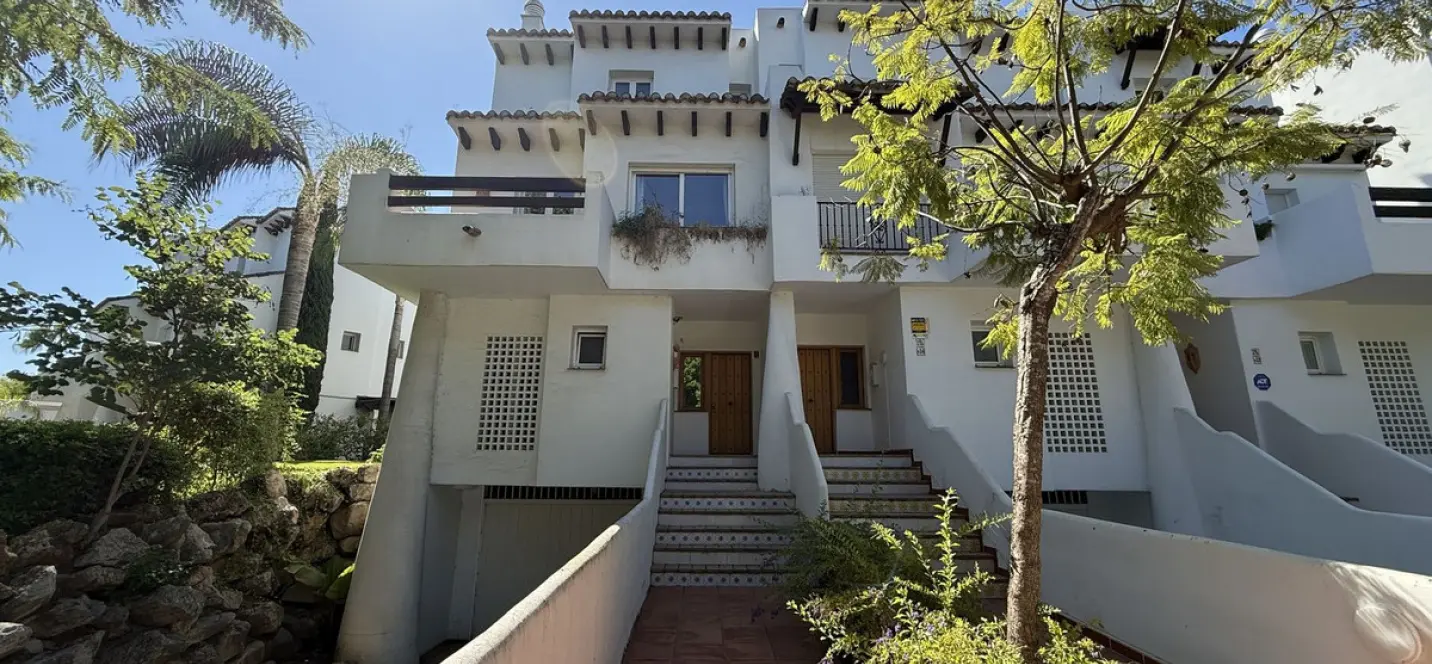 Short-term rent of semi-detached house in Costalita 1