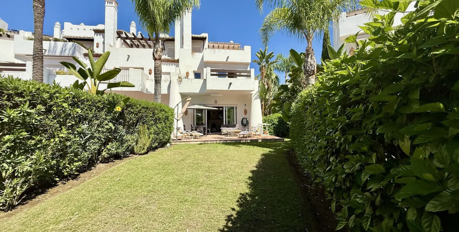 Short-term rent of semi-detached house in Costalita 8