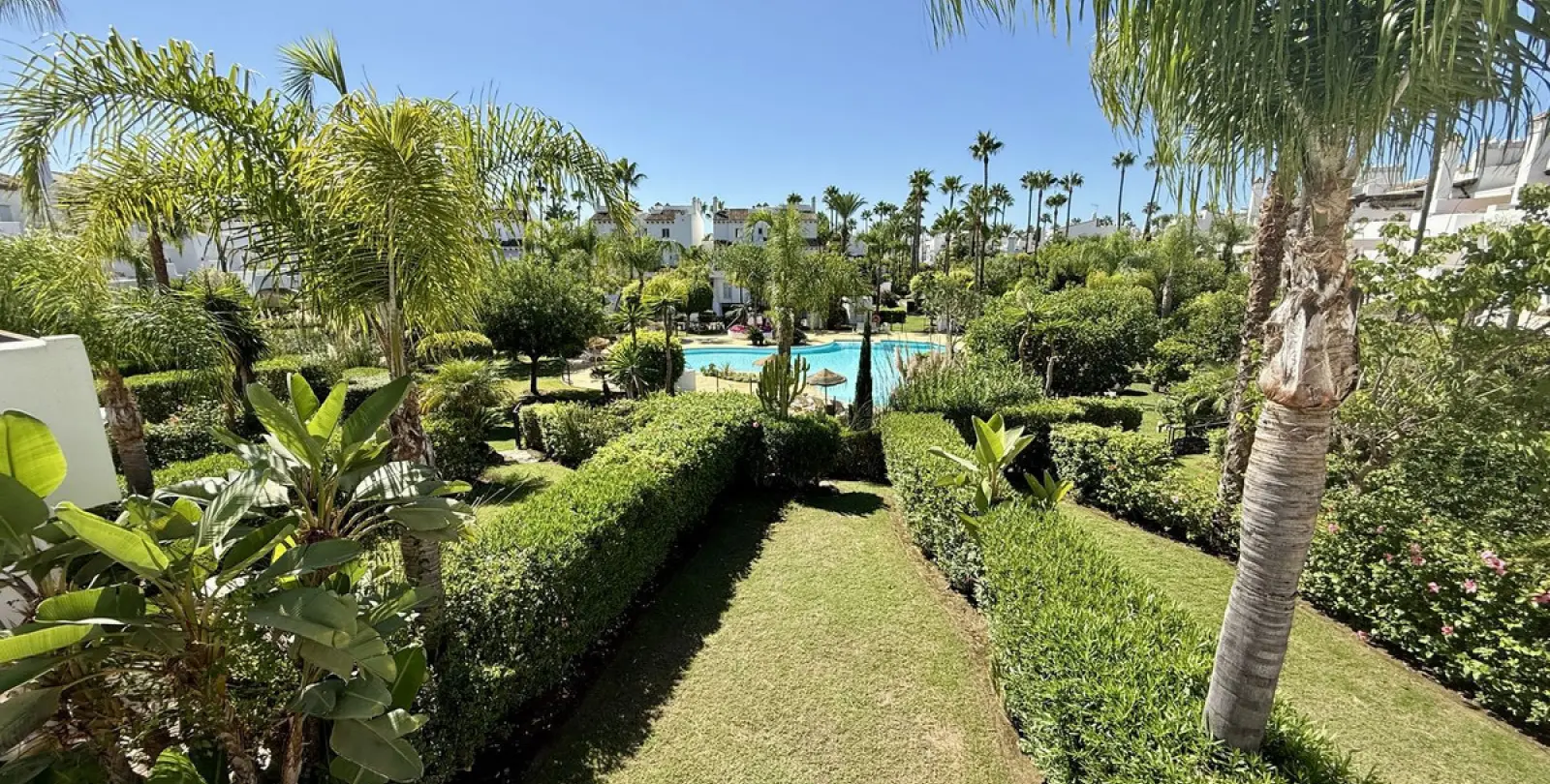 Short-term rent of semi-detached house in Costalita 24