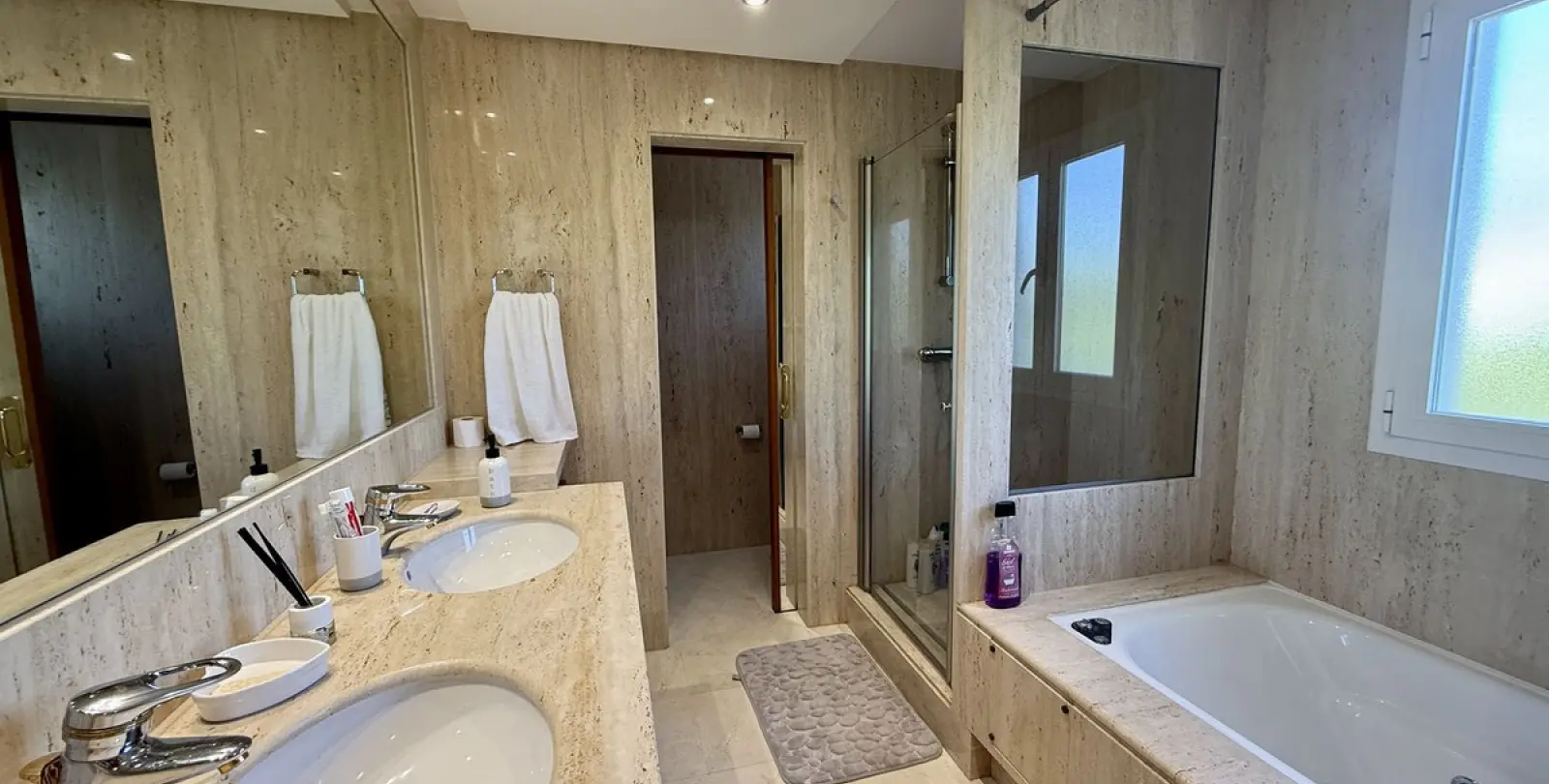 Short-term rent of semi-detached house in Costalita 38