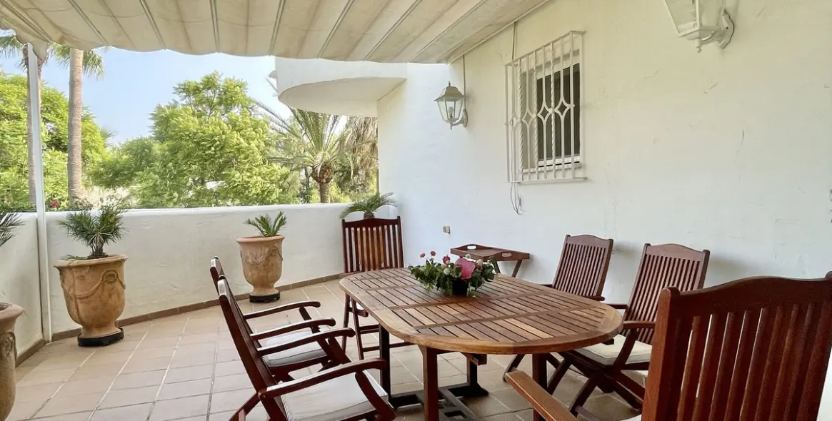 Долгосрочная аренда апартаментов на первом этаже в Marbella (район The Golden Mile) 4