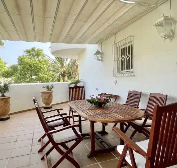 Ground floor apartment R5145841