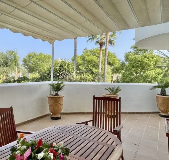 Ground floor apartment R5145841