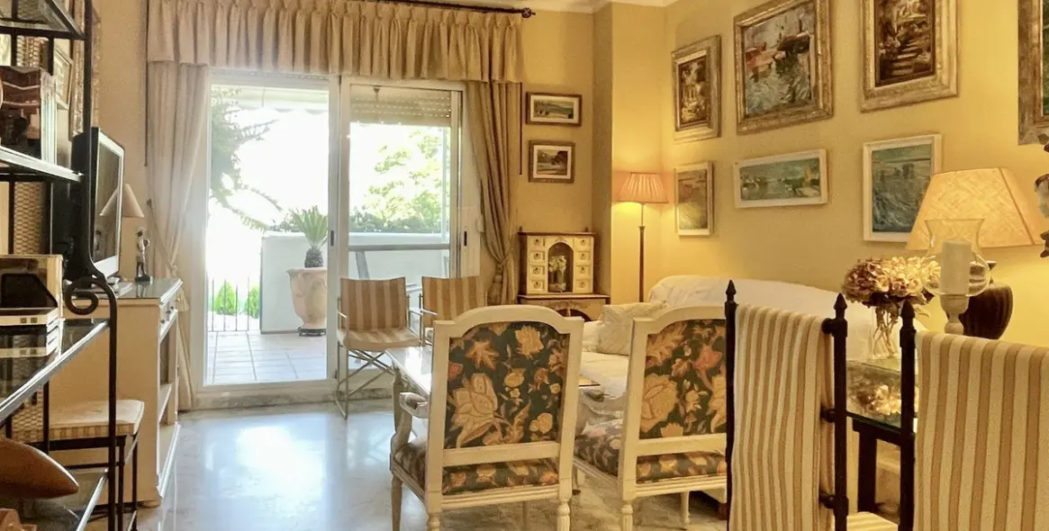 Long-term rent of ground floor apartment in The Golden Mile 14