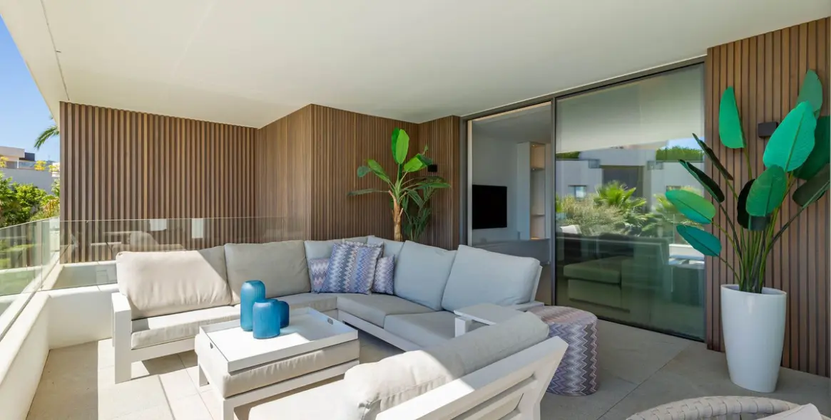 Long-term rent of middle floor apartment in Los Arqueros 3