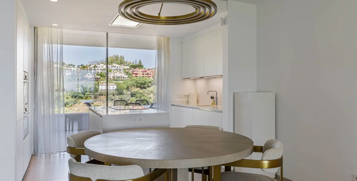 Long-term rent of middle floor apartment in Los Arqueros 4