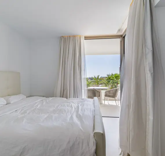 Long-term rent of middle floor apartment in Los Arqueros