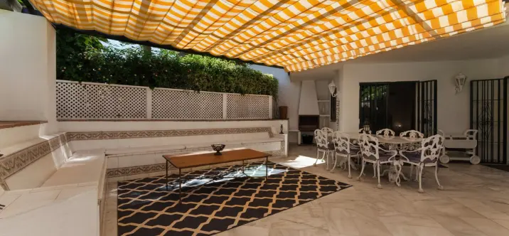 Long-term rent of ground floor apartment in Elviria 4