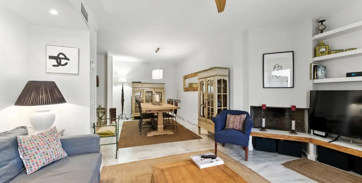 Long-term rent of ground floor apartment in Elviria 9