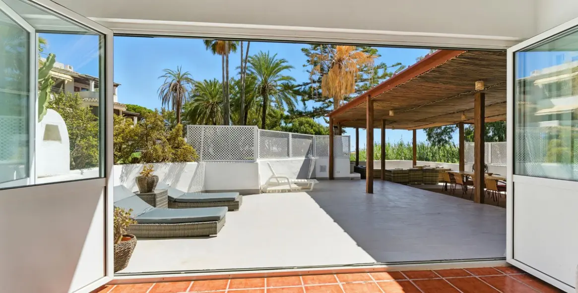 Long-term rent of ground floor apartment in Elviria 19