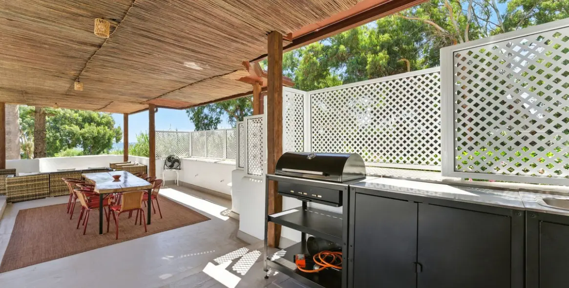 Long-term rent of ground floor apartment in Elviria 25