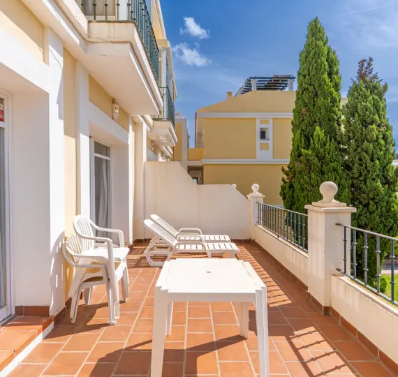 Долгосрочная аренда двухуровневых апартаментов в Nueva Andalucía