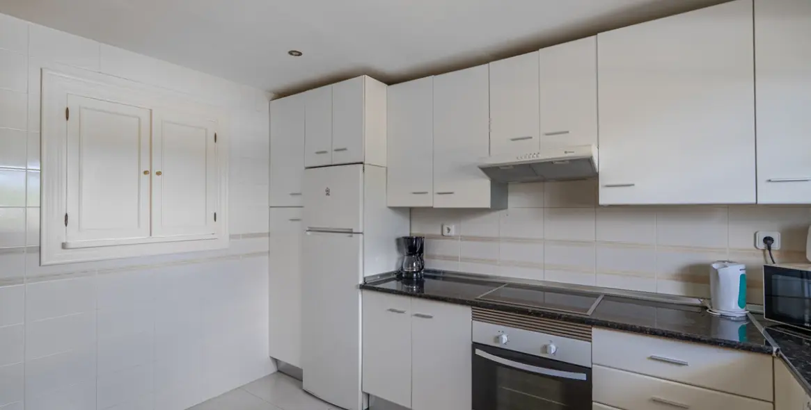 Долгосрочная аренда двухуровневых апартаментов в Nueva Andalucía 9