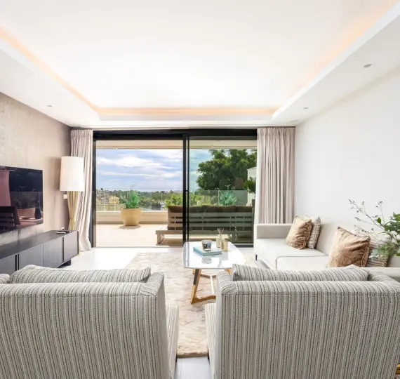 Long-term rent of middle floor apartment in Nueva Andalucía