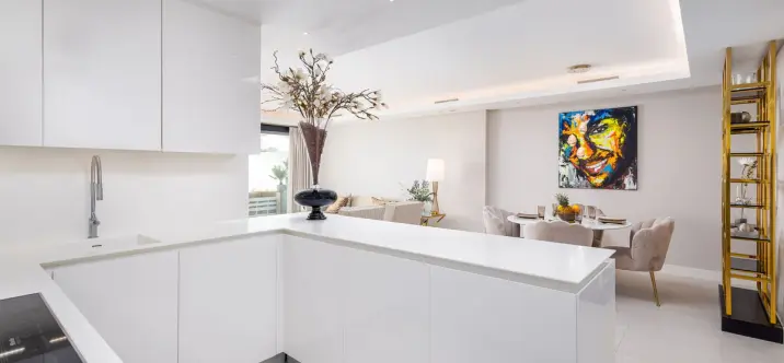 Long-term rent of middle floor apartment in Nueva Andalucía 3