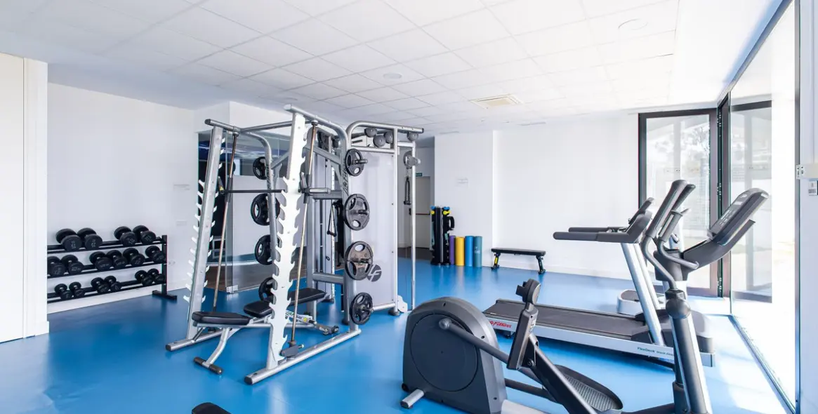 Long-term rent of middle floor apartment in Nueva Andalucía 16