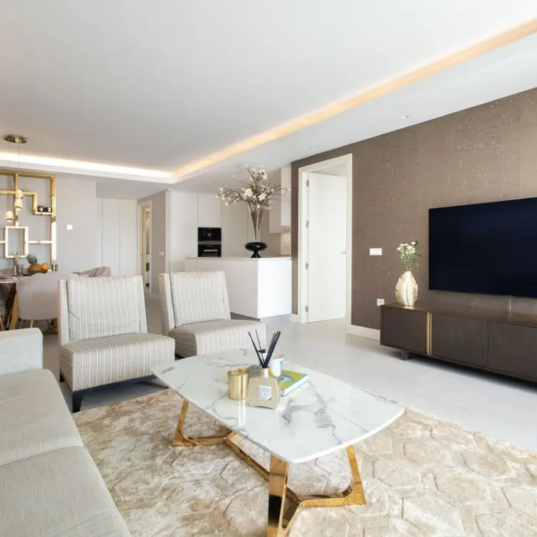 Long-term rent of middle floor apartment in Nueva Andalucía