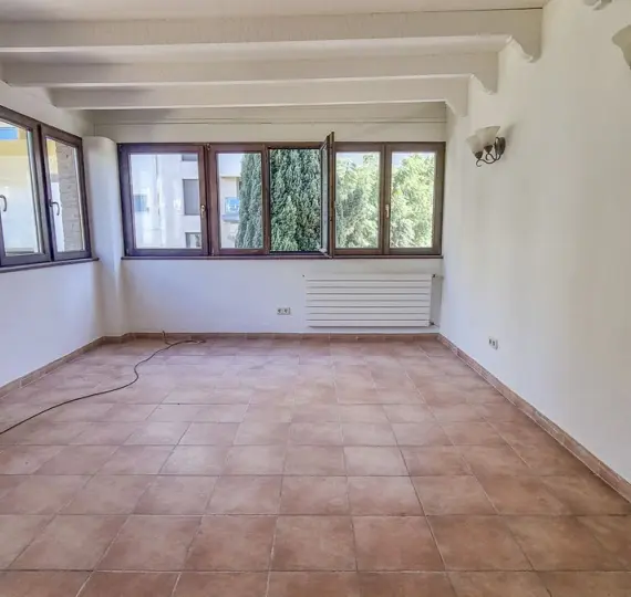 Long-term rent of middle floor apartment in Marbella