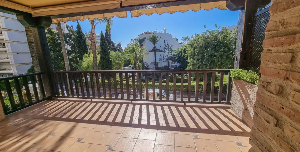 Long-term rent of middle floor apartment in Marbella 18