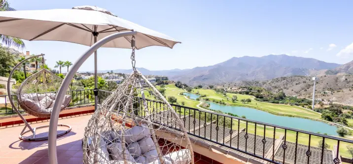 Долгосрочная аренда  отдельно стоящей виллы в Alhaurin Golf 0