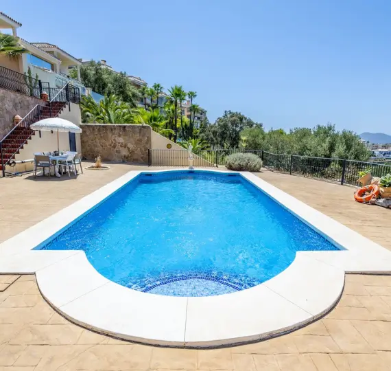 Долгосрочная аренда  отдельно стоящей виллы в Alhaurin Golf