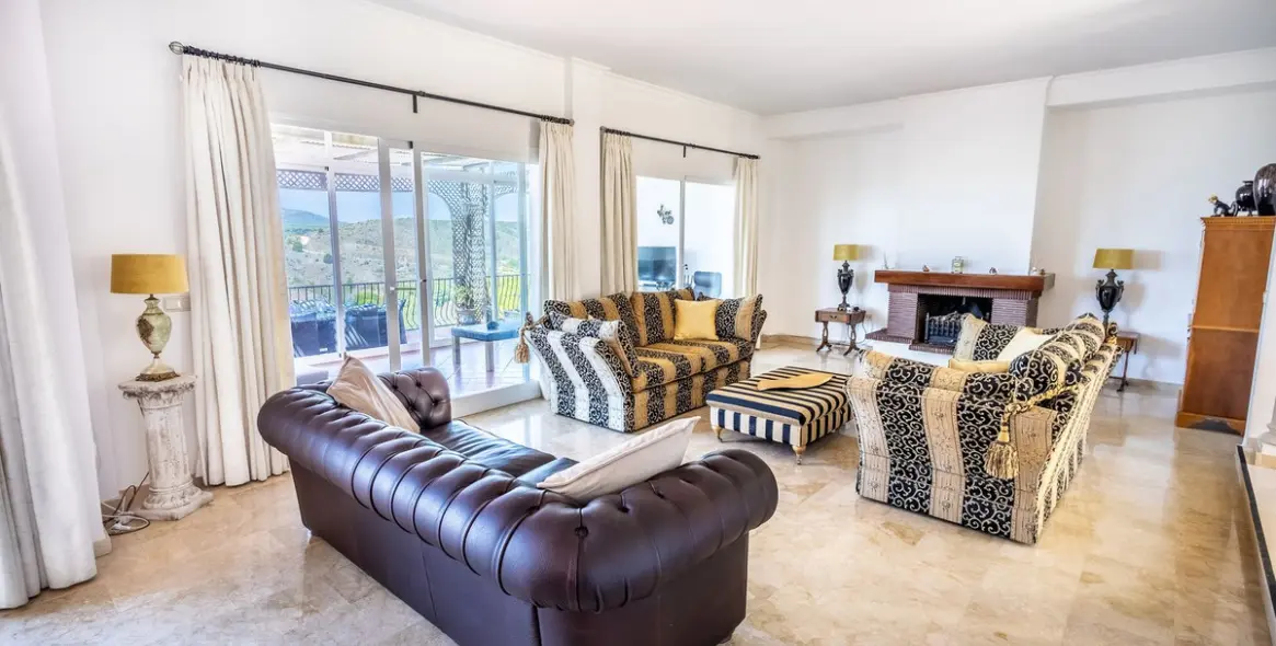 Долгосрочная аренда  отдельно стоящей виллы в Alhaurin Golf 3