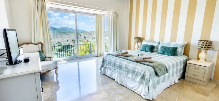 Долгосрочная аренда  отдельно стоящей виллы в Alhaurin Golf 4