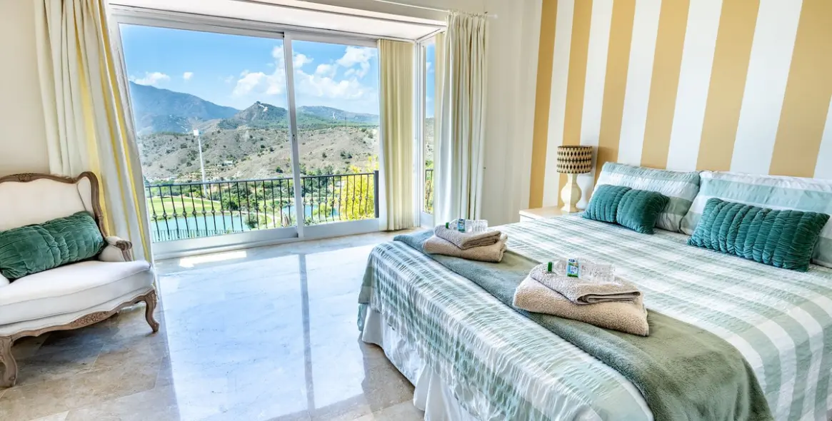 Долгосрочная аренда  отдельно стоящей виллы в Alhaurin Golf 6