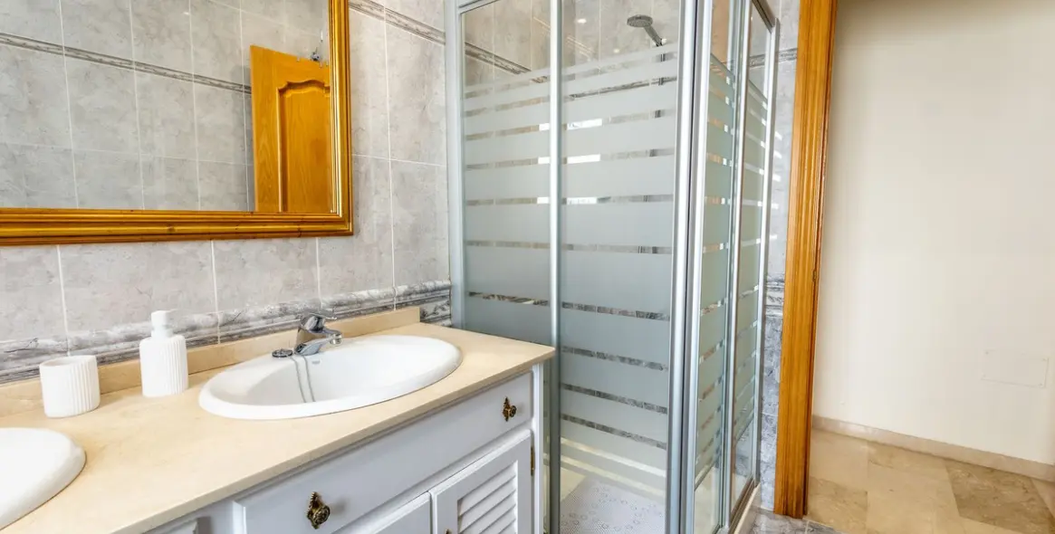 Долгосрочная аренда  отдельно стоящей виллы в Alhaurin Golf 10