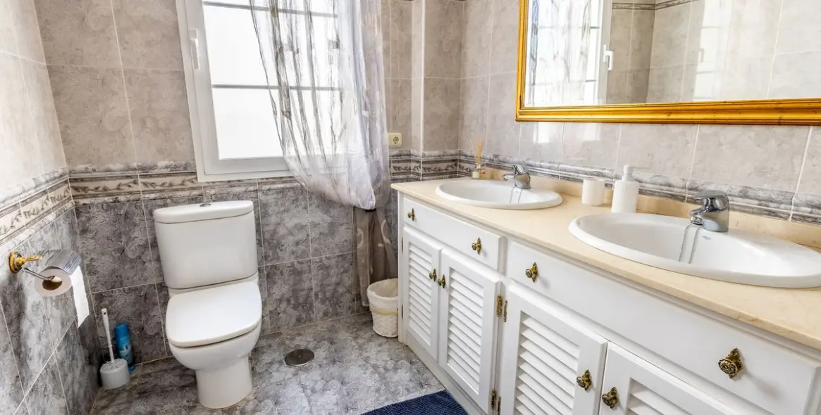 Долгосрочная аренда  отдельно стоящей виллы в Alhaurin Golf 11