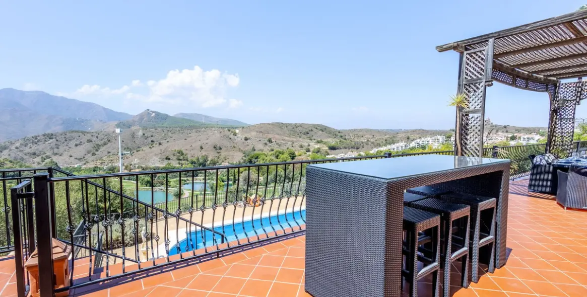 Долгосрочная аренда  отдельно стоящей виллы в Alhaurin Golf 15