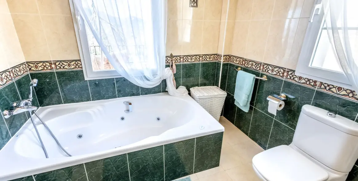 Долгосрочная аренда  отдельно стоящей виллы в Alhaurin Golf 19