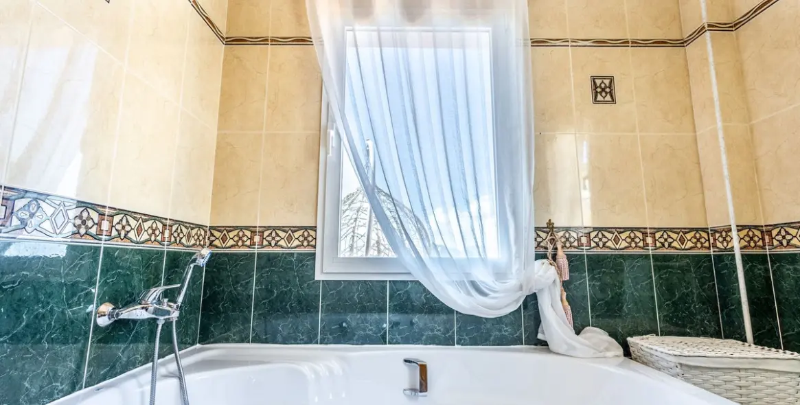 Долгосрочная аренда  отдельно стоящей виллы в Alhaurin Golf 21